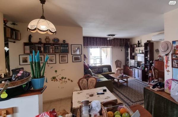 שדרות בן צבי 87 (רמת ידין)