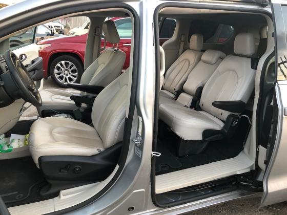 קרייזלר פסיפיקה (2018)