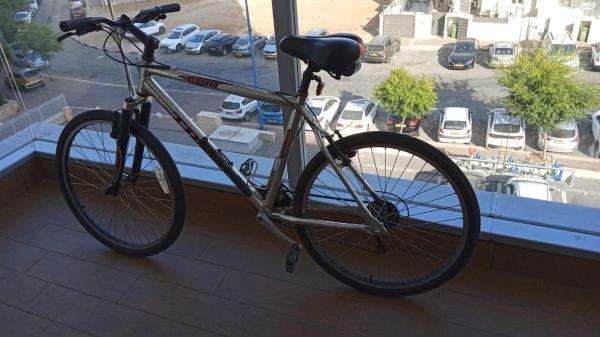 אופני trek 4300 צמיגים דקים