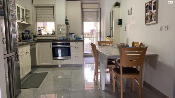 יצחק רפאל 6 (חומת שמואל;הר חומה)