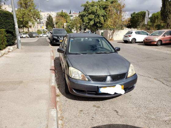 מיצובישי לנסר קלאסיק (2008)