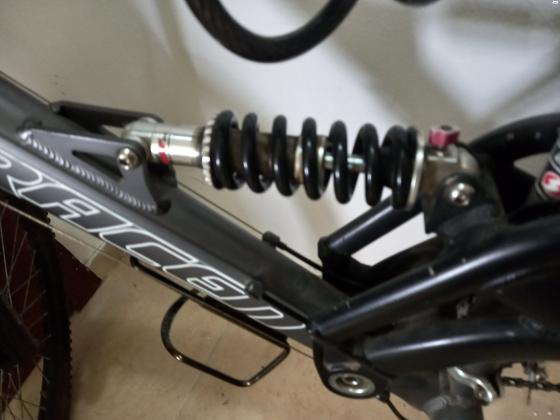 אוםניים שיכוך מלא גלגל 26