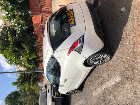 לנצ'יה אפסילון (2011)