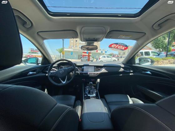 אופל אינסיגניה (2019)