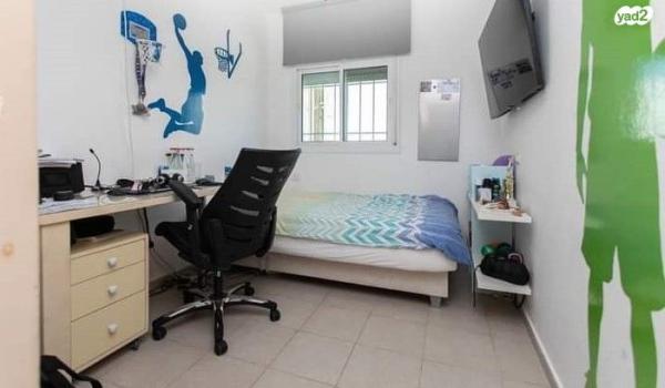 מנדל זינגר 15 (סביוני הכרמל)