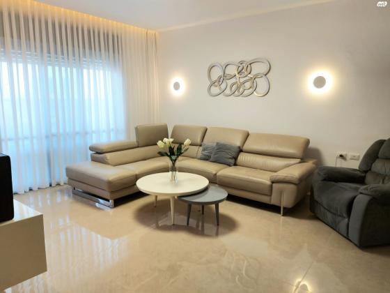 יצחק למדן 15 (שכונה ב)