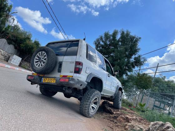 איסוזו טרופר קצר (1999)