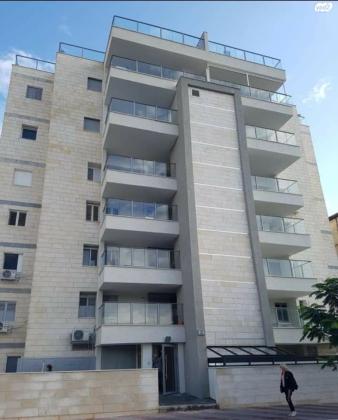 ורד 14 (לב העיר)