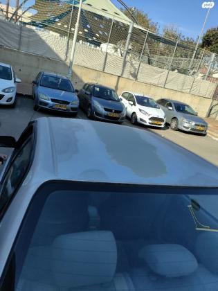 טויוטה קורולה (2002)