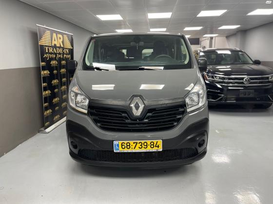 רנו טראפיק ארוך (2017)