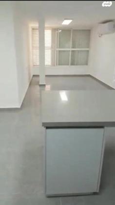 אליעזר קשאני 13 (רמת אביב ג)