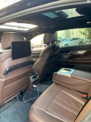 ב.מ.וו סדרה 7 (2019)