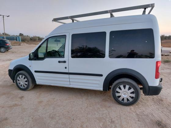 פורד טורנאו קונקט ארוך (2013)