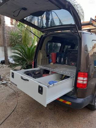 פולקסווגן קאדי מקסי (2011)