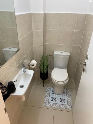 יוני נתניהו 10 (אם המושבות)