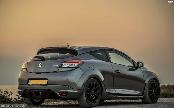 רנו מגאן קופה / ספורט (2013)