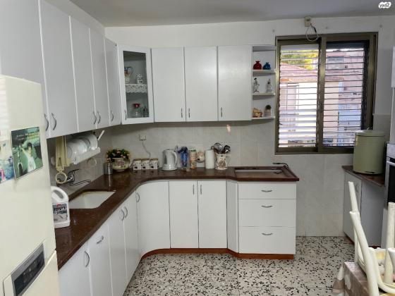 המעפילים 12 (עמידר;ניצנה)