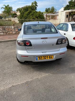 מאזדה 3 (2008)