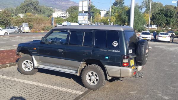 מיצובישי פג'רו ארוך (2000)