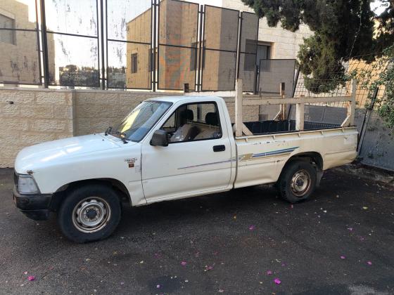 טויוטה היילקס 2X4 (1997)