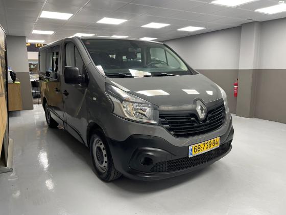 רנו טראפיק ארוך (2017)