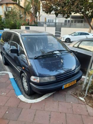 טויוטה פריוויה (1992)