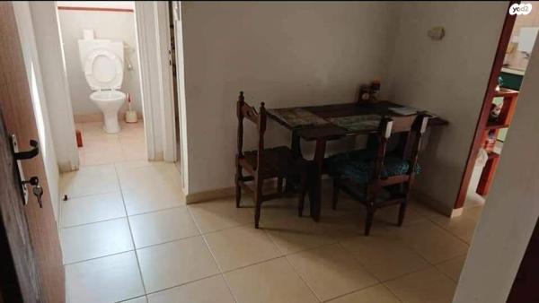 הרצל 42 (מרכז העיר)