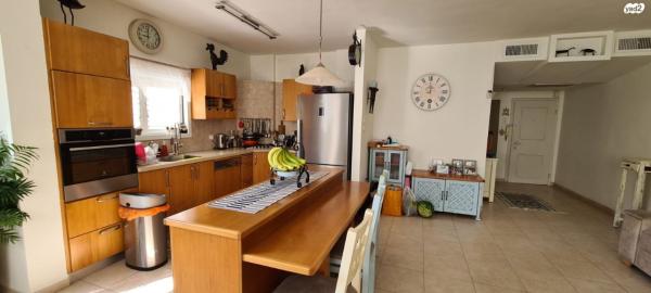 יחיאל מיכל פינס 31 (נווה אלון)