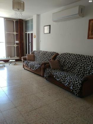 אבא הלל סילבר 17 (רובע א)