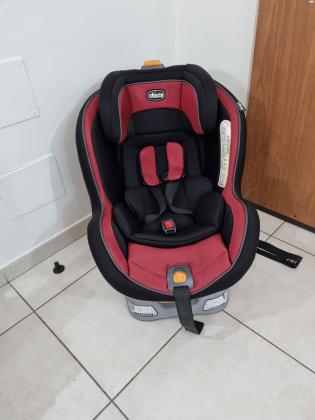 כסא בטיחות Chicco NextFit מגיל לידה ועד