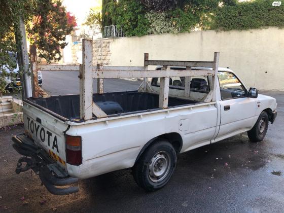 טויוטה היילקס 2X4 (1997)
