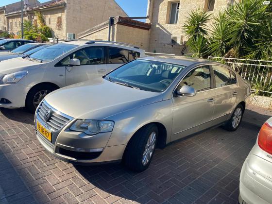 פולקסווגן פאסאט (2008)