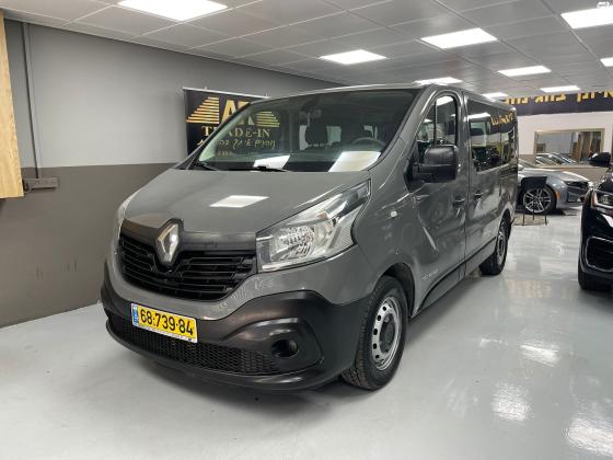 רנו טראפיק ארוך (2017)