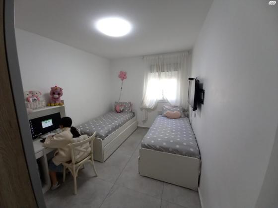 החלוצים 5 (סיטי)