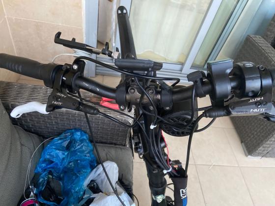 אופניים חשמליים מנוע 1500 בקר