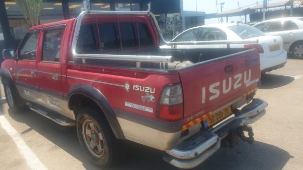 איסוזו איפון 4X4 (2002)