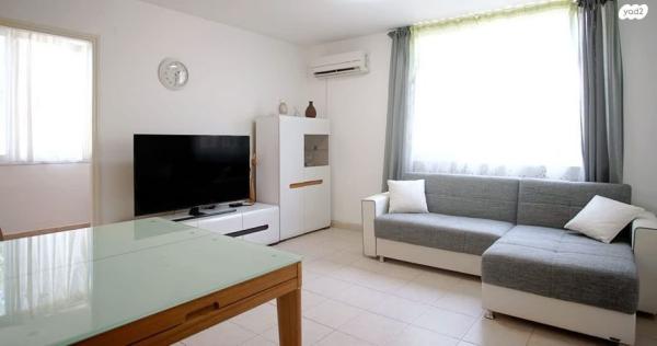 חבצלת השרון 35 (הרצליה פיתוח)