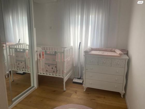 אוסישקין 25 (ביל"ו)