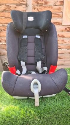 כיסא בטיחותי לרכב של חברת Britax