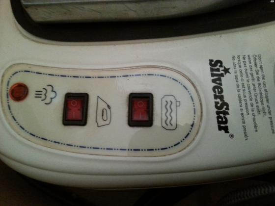 מגהץ קיטור CS014 SILVER STAR