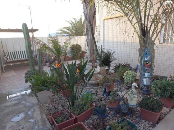 פרץ סמולנסקין 20 (נווה מנחם)