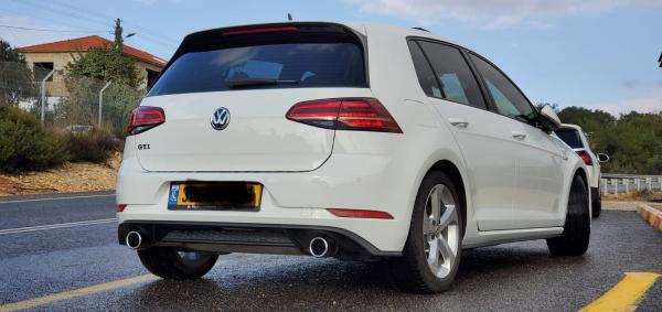 פולקסווגן גולף GTI (2018)