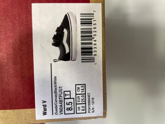 נעלי ואנס חדשות באריזה מקורית
