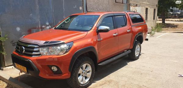 טויוטה היילקס 4X4 (2019)
