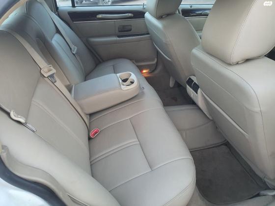 לינקולן טאון קאר (2009)