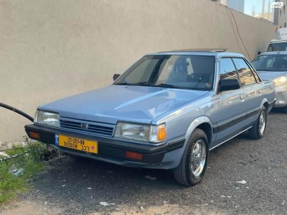 סובארו לאונה (1988)