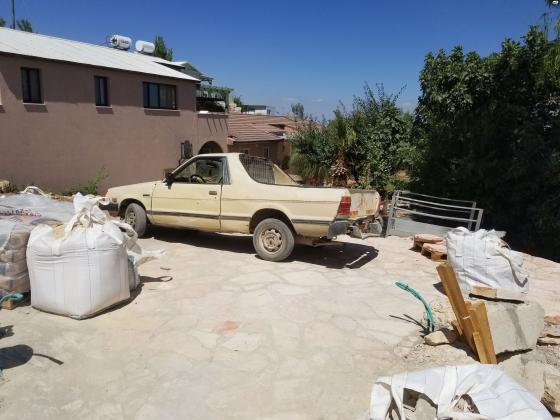 סובארו טנדר 2X4 (1988)