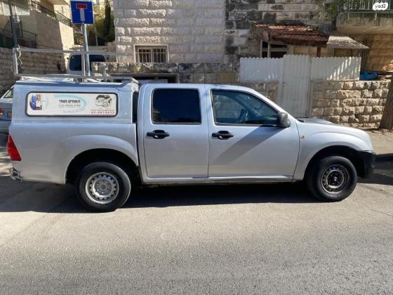 איסוזו 2X4 D-MAX (2008)