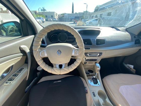 רנו מגאן דור 3 (2009-2017) (2013)