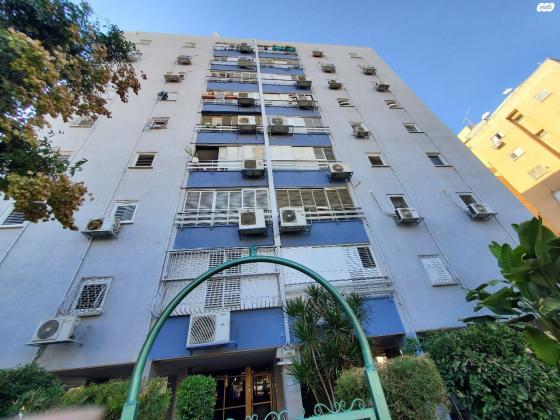 דרך רזיאל 25 (מרכז העיר)